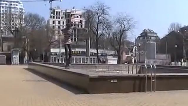 Nose Wheelie Manual Pop Shuvit - Bagirov Oleg 2008