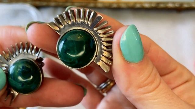 Vintage Jewelry - finding treasure in boxes from my local antique store!❤️❤️❤️
