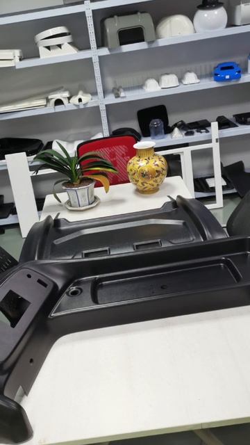 Vacuum forming forklift plastic parts. #vacuumthermoforming#formingparts#plasticcover