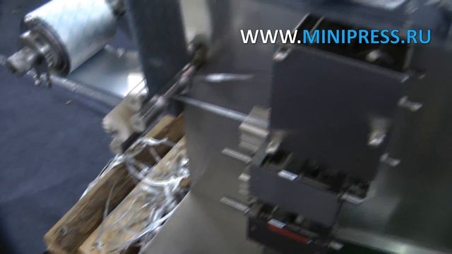 Машина упаковки таблеток в алюминиевую фольгу или бумагу SL-15 Minipress.ru