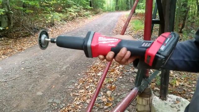 Using Milwaukee M18 Die Grinder with IPA 3-in-1 Diamond Grinding Wheel