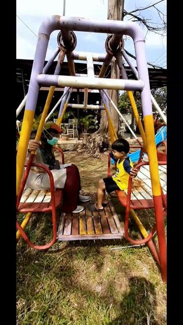 bermain ayunan bersama ibu #shorts