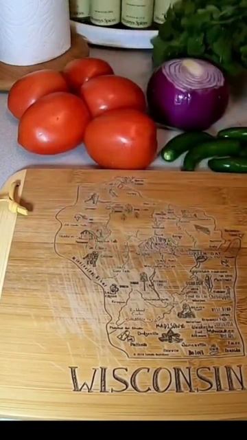 Ingredients to make Pico de Gallo #JessicaSinna