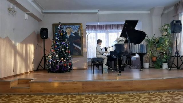 « Полюшко-поле" Л.Книппер