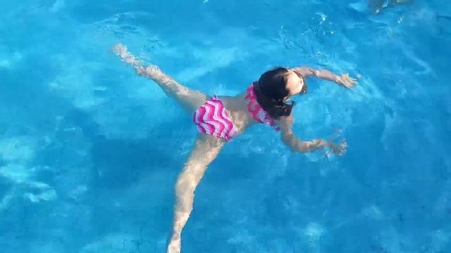 Звезда в Бассейне