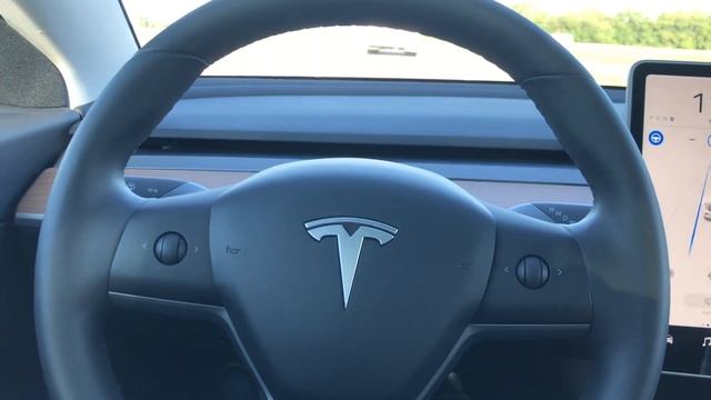 Taking A Tesla Model 3 On A 1500 KILOMETRE Road Trip In Canada | VLOG 3