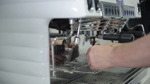 Vero Coffee Company - Vero Coffee Vlog  - Lavazza Tierra Brazil Review