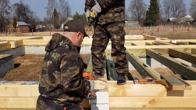 Сборка дома на сантехнический болт  Глухарь