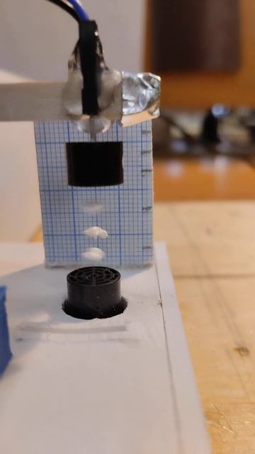 Ultrasonic levitation #shorts