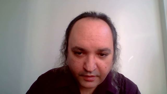 Рыжая "звезда" и "чёрные дыры"