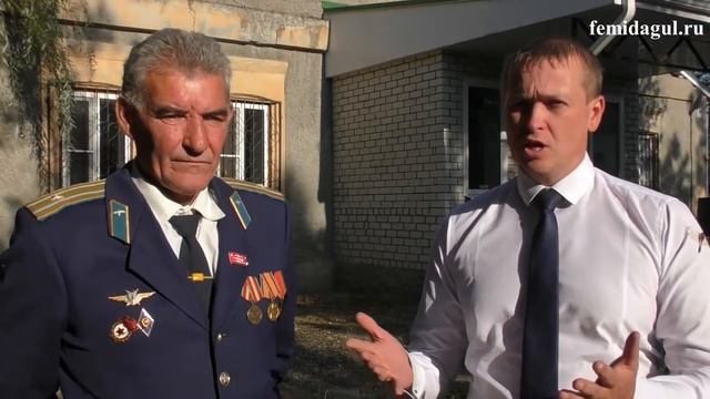 РОССИЙСКИЕ ОФИЦЕРЫ НЕ СДАЮТСЯ.  Победа будет за нами.