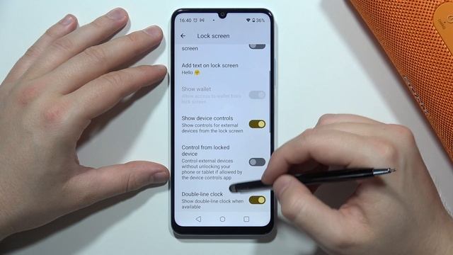 How to Turn OFF Auto Wallpaper Change on Realme Note 50 - Disable Wallpaper Carousel