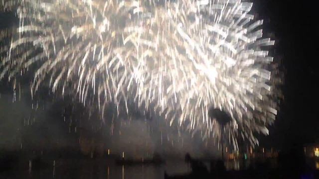 Салют на фестивале Круг света 2015!