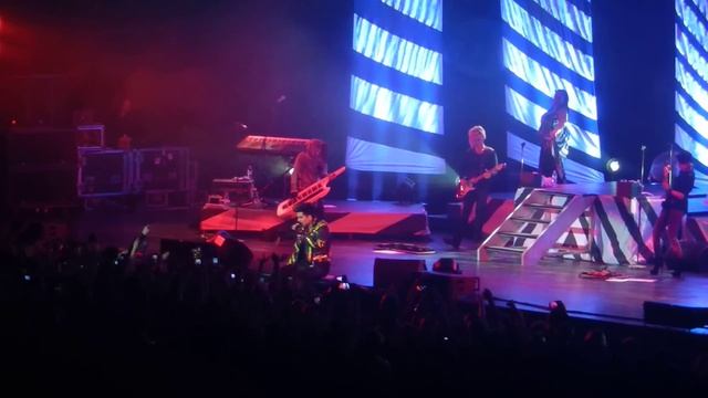 FYE - Adam Lambert - 20/03/13- Spb