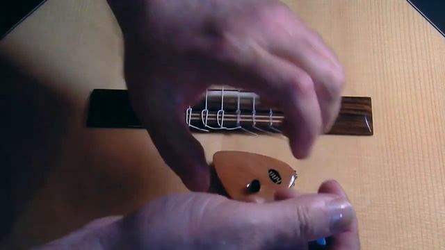 KNA Pickups AP-2 universal piezo pickup: Matt Gurman