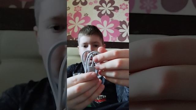 купил себе power bank ромосс на 60000 ампер час 😃🇺🇦🎉😎