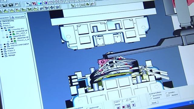STROTHMANN Machines & Handling GmbH - SIEMENS Press Line Simulation (english)