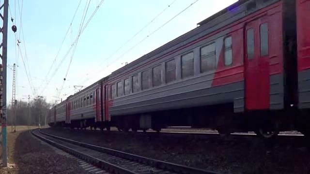 Электропоезд ЭР2т-7139