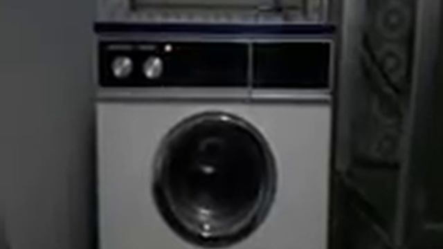 AEG Lavamat Princess 802, Pflegeleicht-Spülstop, danach Variomaticschleudern 800 Touren