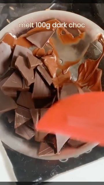 How to make HEALTHY CHOCOLATE SNACKS // dairy free and vegan #shorts