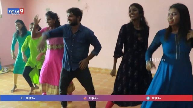 Once Again Gajuwaka Bus Conductor Jhansi 1000 Watts Performance | Pulsar Bike Song | Teja9 TV