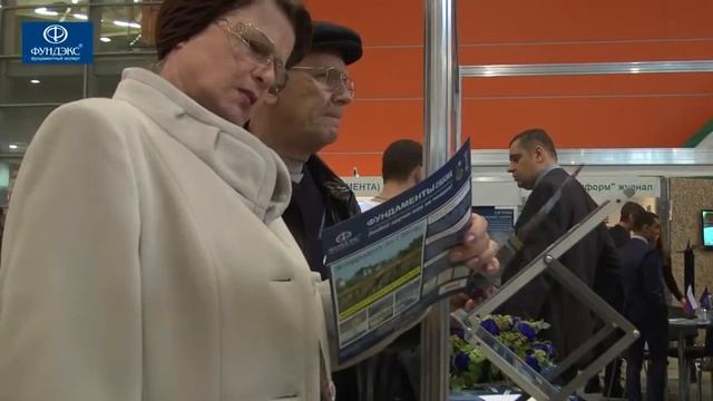 расстояние между винтовыми сваями