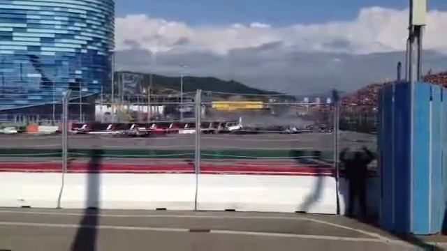 Старт Формулы 1 в Сочи 2016