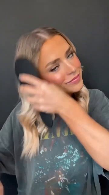 The easiest way to remove static from your hair!