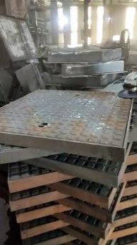 Men Hole Cover Grinding | Bosch Wheel Application in Casting | Cast Iron Grinding | Bosch 260860237
