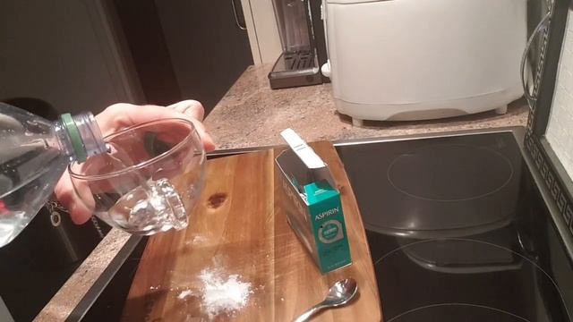 Largimi i Akneve,puqrrave,pikave te zeza ne fytyr vetem me dy perbers,Tipps gegen Akne und Pickel