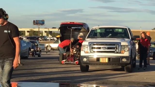 Blown Cent-less at Funny Car Chaos 2017