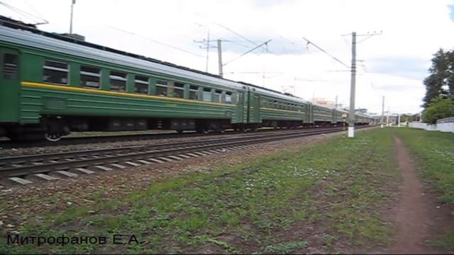 Электропоезд ЭД2Т-0018 (ТЧ-3) пригородный поезд №6408/6407 Нахабино - Львовская.