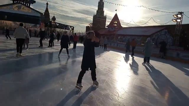 Гум-каток на Красной площади
