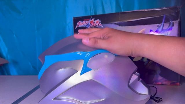 HELM ULTRAMAN BLAZAR INI HARGANYA CUMA 500RIBU!!! BISA NYALA!! KEREN BANGET! #ultramanblazar #omuzo