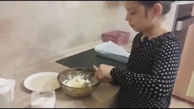 COOKINGСАНЕЙ#2 | Готовим сырные палочки
