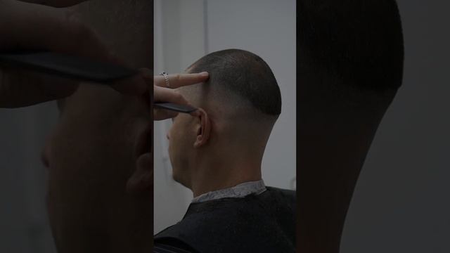 Стрижка под насадку с плавным переходом / High fade