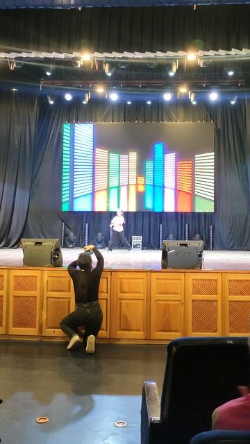 VID_20230409_130047