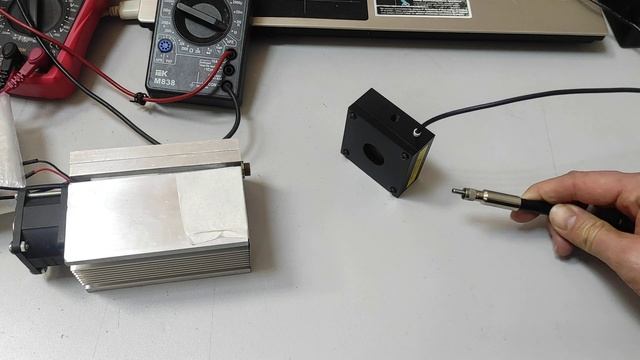 Testing of a new laser violet (405 nm) diode. We got 1.7 watt (1700 mw) power output in CW mode.