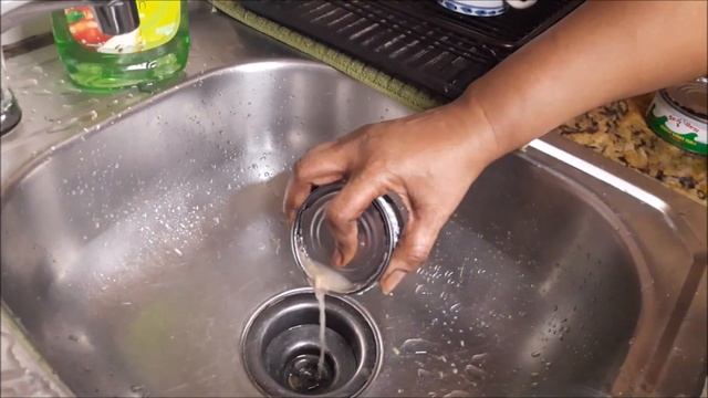 TUNA SALAD AND YELLOW GRITS | BAHAMIAN COOKING