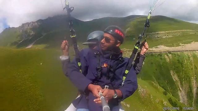 016478 gudauri paragliding полет гудаури skyatlantida com gudauriparagliding com بالترادف بالمظلات