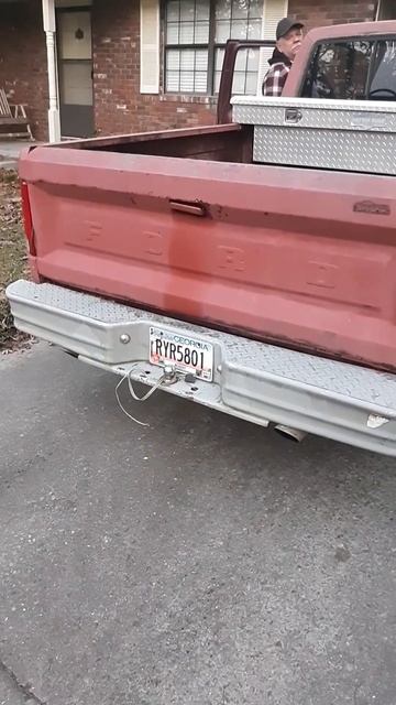 300 inline 6 cylinder with dual exhaust