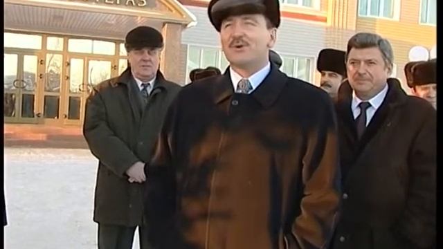 2001 12   Мегион МНГ Новогодняя елка