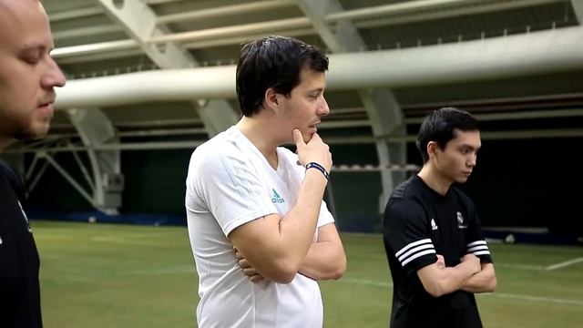 Испанский тренер Real Madrid Foundation рассказывает, чему он обучает детей