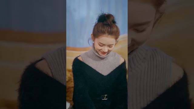 【離婚後五個大佬哥哥都要娶我-全集】為了不讓老公有太大壓力，隱藏真實身分做個賣菜小販，沒想到卻被老公嫌棄身分配不上他，果斷離婚後被五個大佬哥哥爭相寵愛..#甜宠#女频#爱情 #短剧