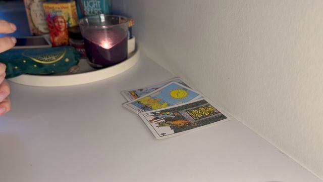 Что происходит в жизни вашего партнера (бывшего). Откроем тайны. Таро расклад