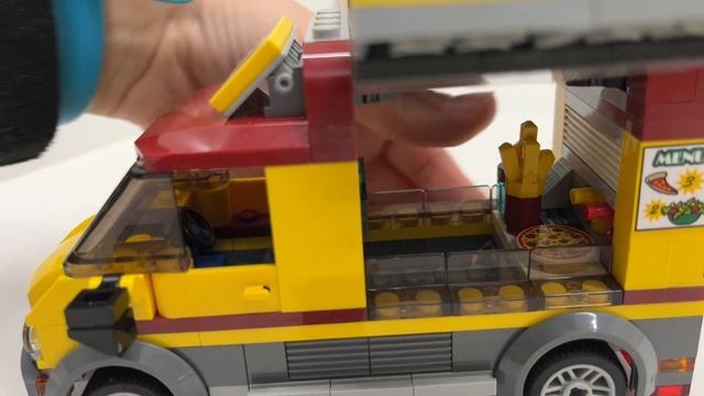 Lego City Фургон-пиццерия 60150 Pizza-van
