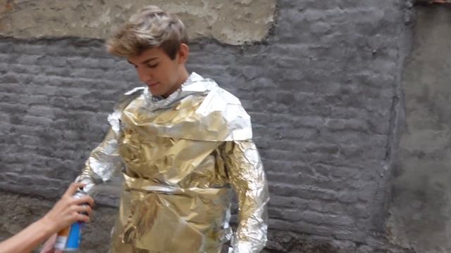 REKREIRAMO OUTFITE SA MET GALA 2021
