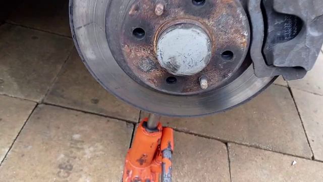 Замена верхней опоры и подшипника гранта.