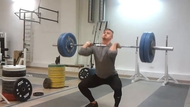 Pascal 105 kg HangStand + FrontSq + Jerk