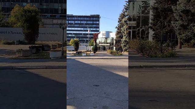 🇺🇦 Запорожье. 15.10.23 Изуродованный памятник Пушкину на площади Вернадского/Пушкина готовят к снос
